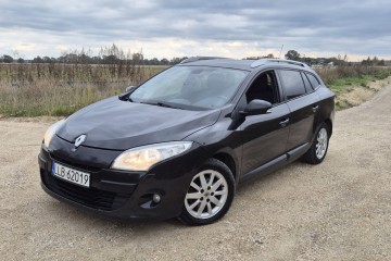 Renault Megane 1.6 16v 110KM benzyna kombi 2009r