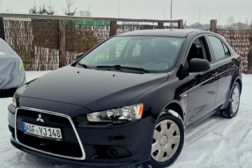 Mitsubishi Lancer Benzyna 109 KM 5-drzwiowy HB 2010r